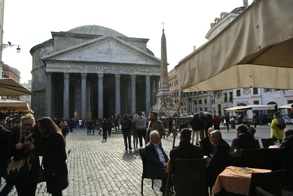 Pantheon Domus Valentino Διαμέρισμα Ρώμη Εξωτερικό φωτογραφία
